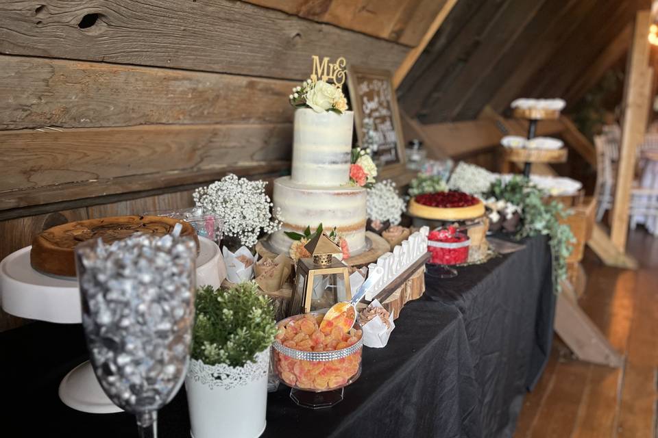 Dessert table set up