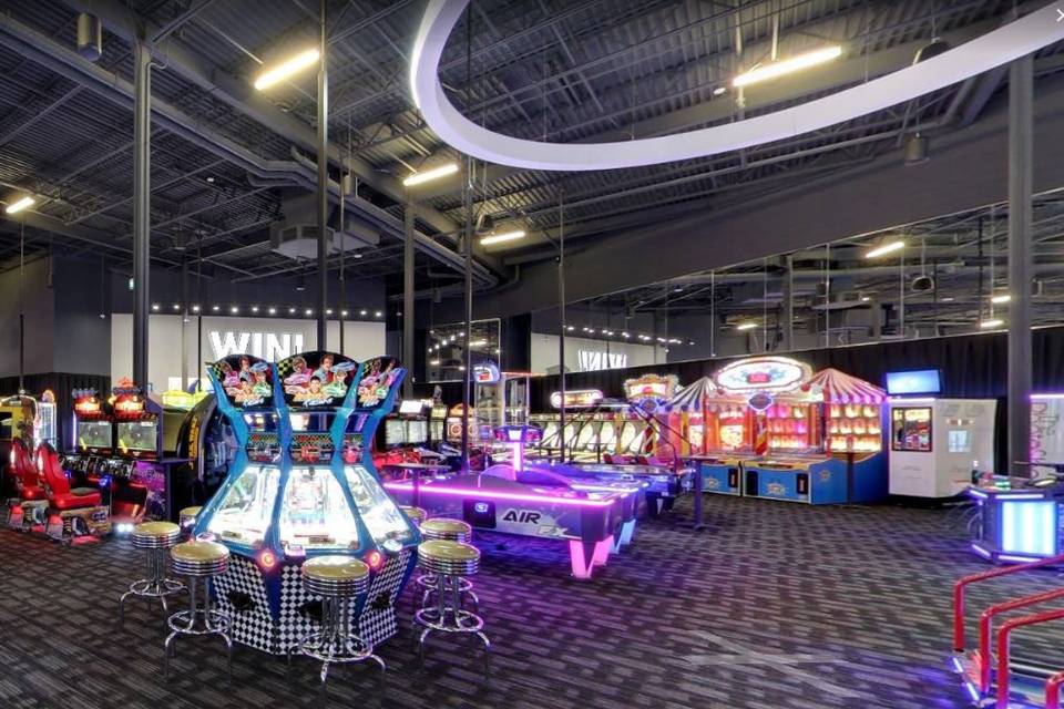 Dave and Buster's Oakville