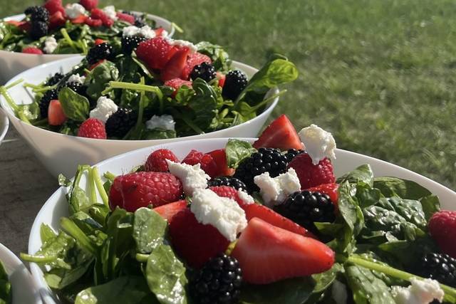 Spinach & Berry Salad