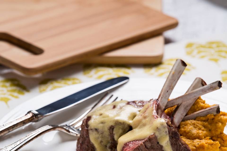 Grilled rack of lamb