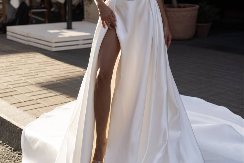 Wedding dress with a slit