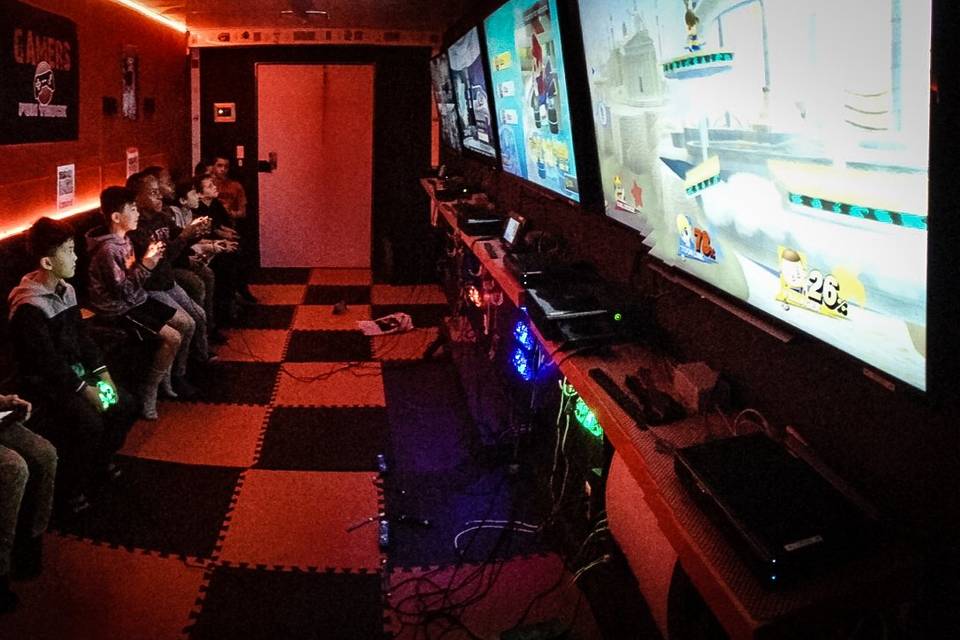 Inside Gamers Fun Truck