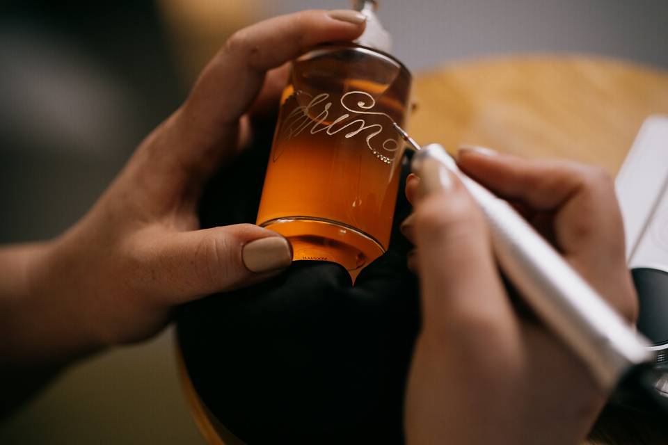 Fragrance Engracvng