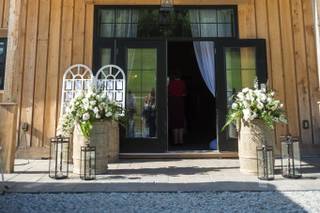 Bates Barn - Reviews, Photos & Deals 2026 - Long Point - Weddingwire.ca