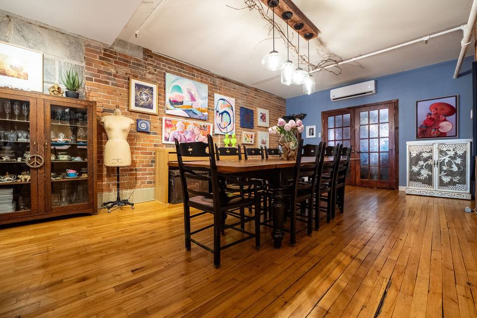 Dining Area in Loft108