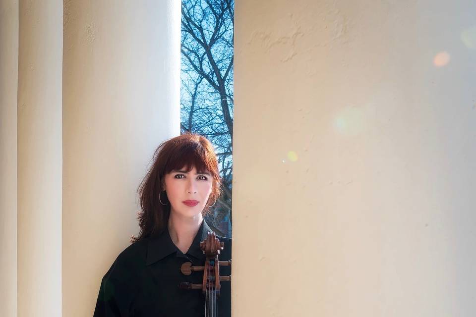 Cellist Christine Hanson