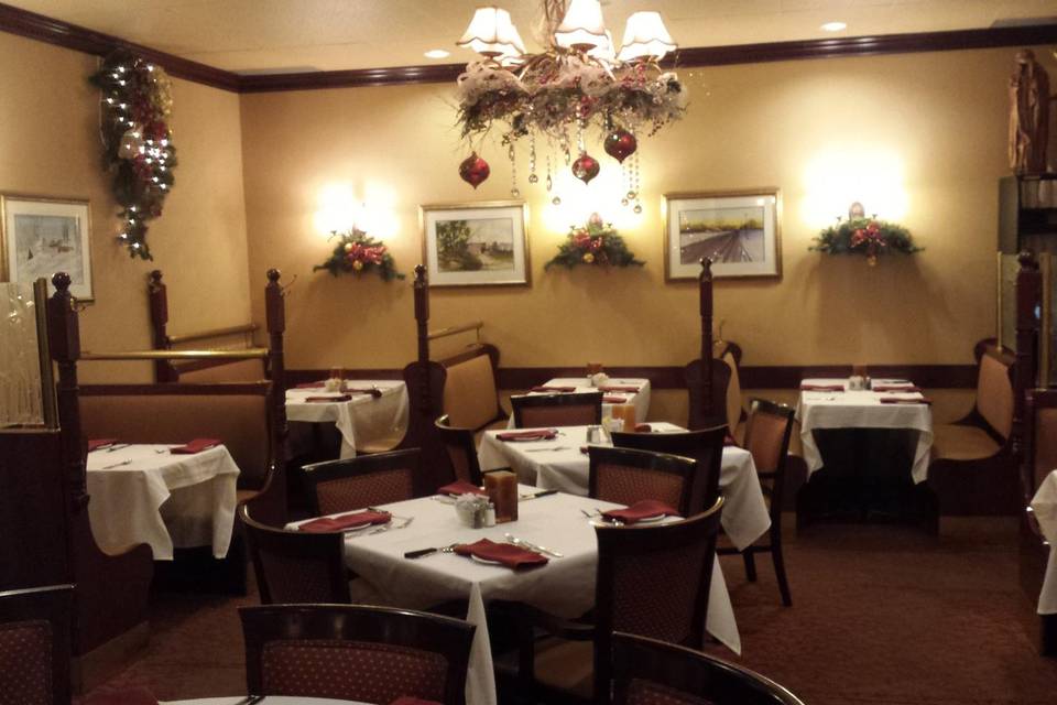 Canadiana Restaurant and Banquet Hall