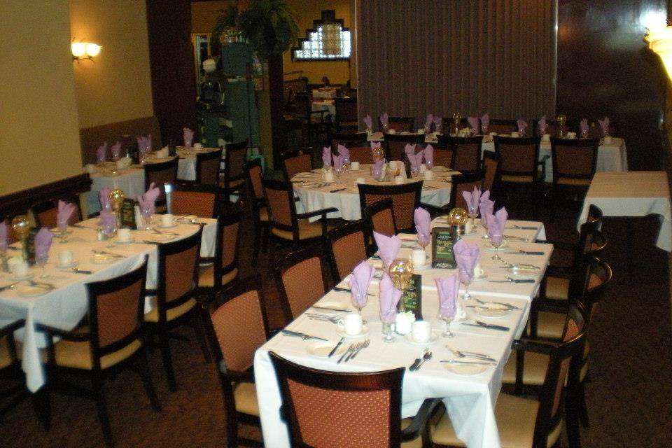 Canadiana Restaurant and Banquet Hall