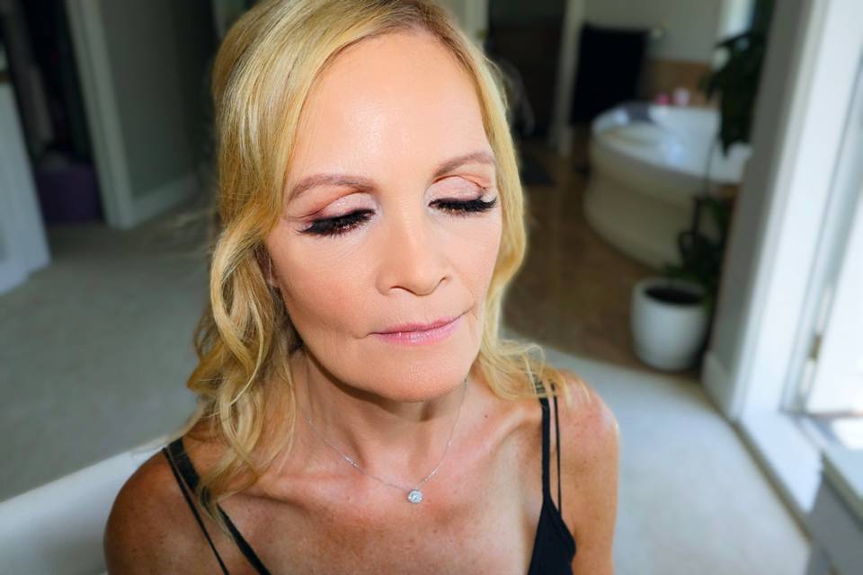 Mother of the groom makeup