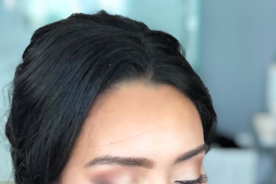 Bride hair and make-up