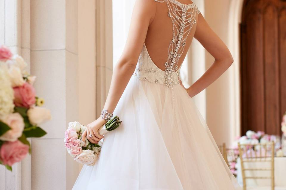 Wedding Dresses in Caledon Village Reviews for Bridal Shops