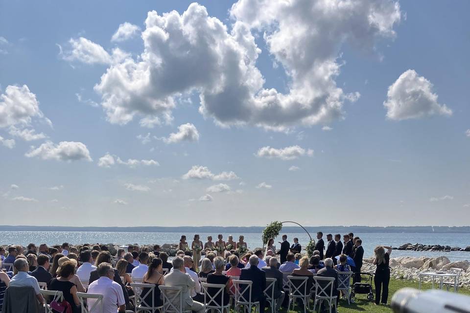 Lovely beachside Wedding