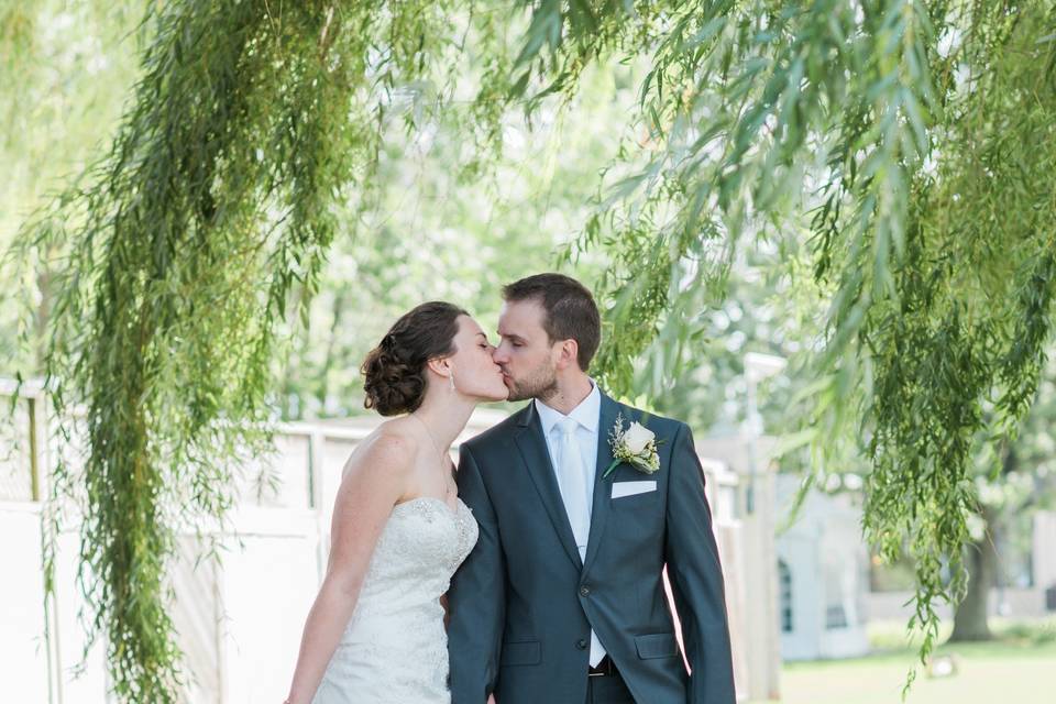 Newlyweds kiss