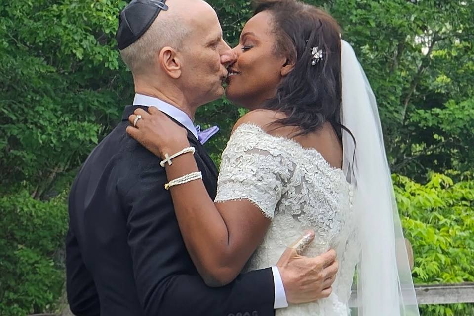 This Kiss