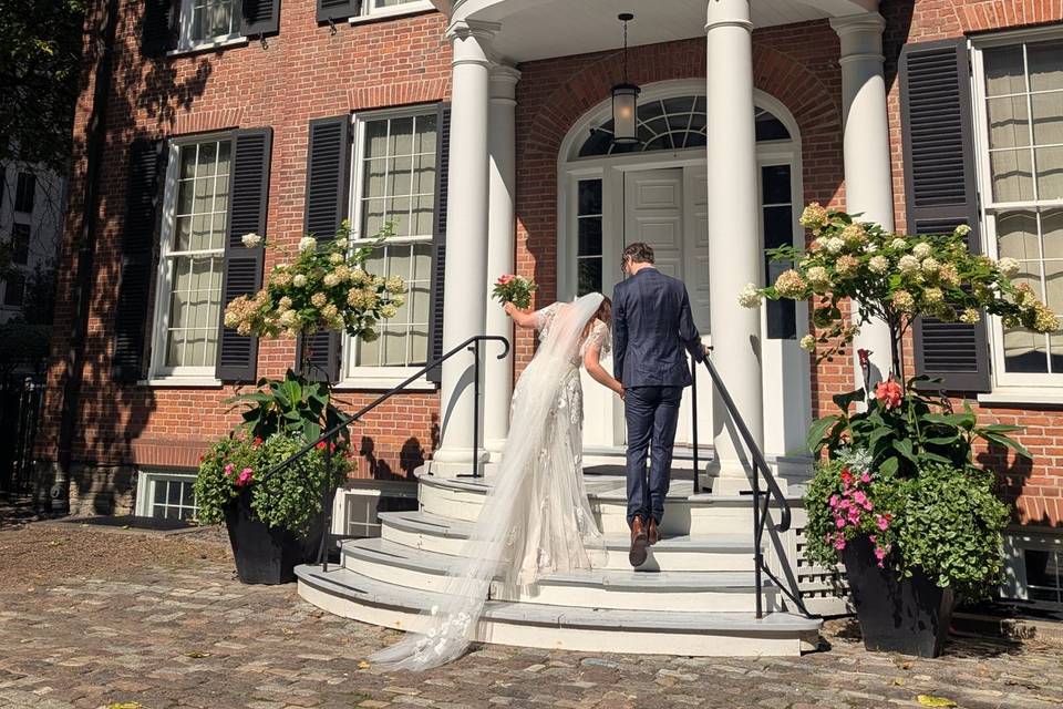 Summer wedding exterior
