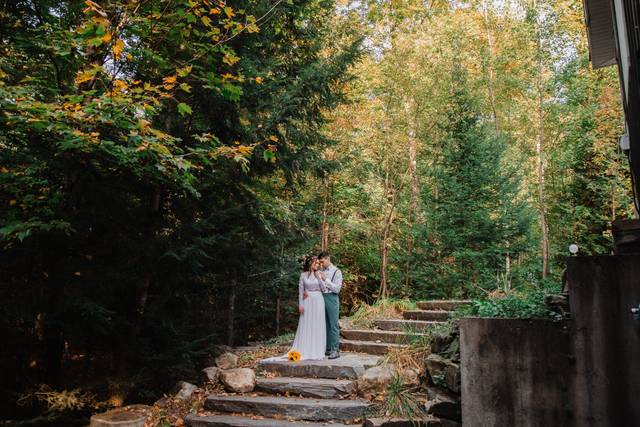 Bride & Groom, Cottage Wedding