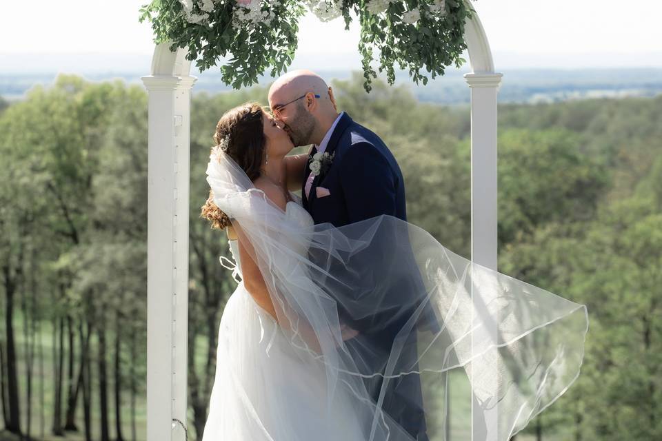 Bride & Groom | Vespra Hills