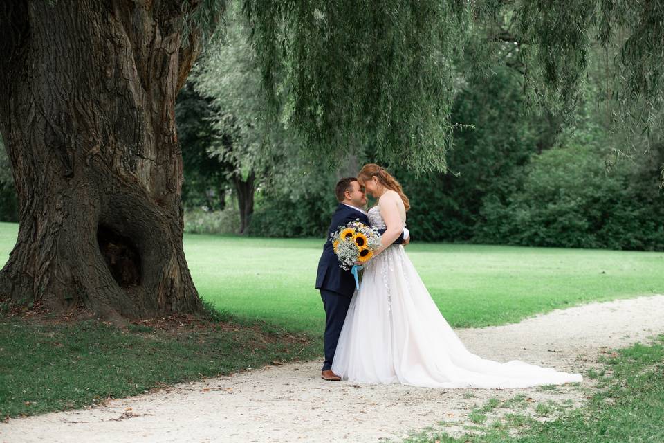 Bride & Groom | Barrie, ON