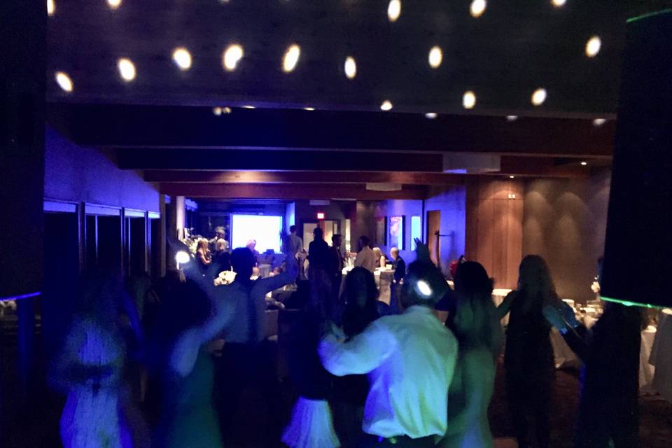 Vancouver Club Wedding DJ