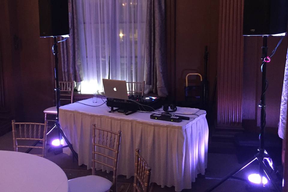 Vancouver Club Wedding DJ