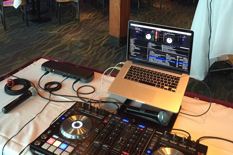 Vancouver Wedding DJ