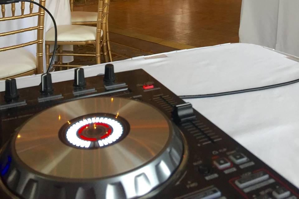 Vancouver Club DJ