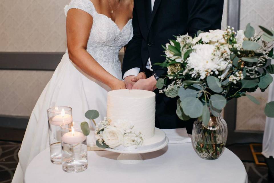 Cake table set up