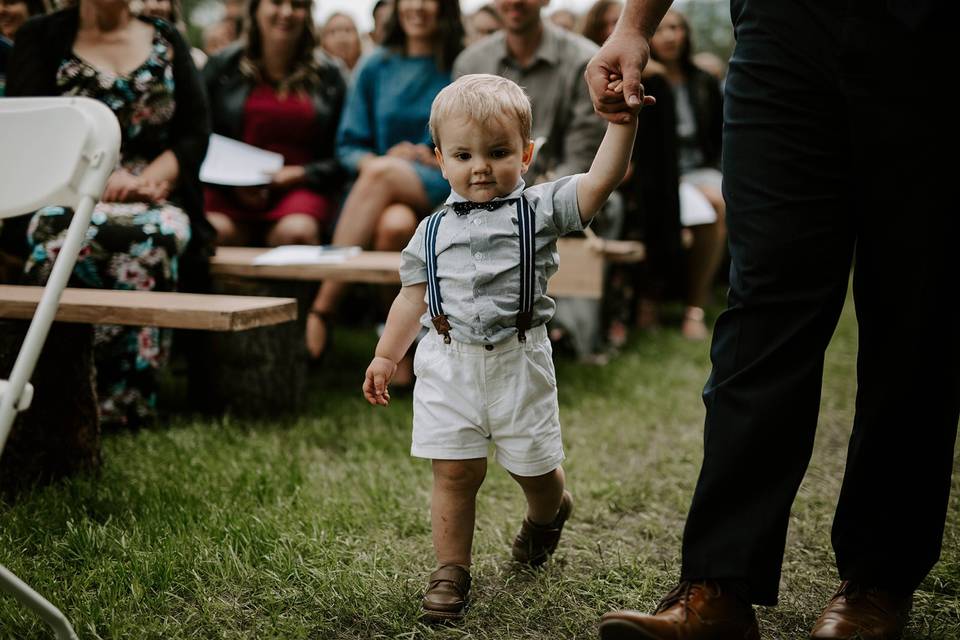 Country ring bearer