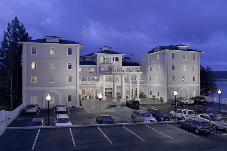 Hotel in Sooke  Prestige Oceanfront Resort