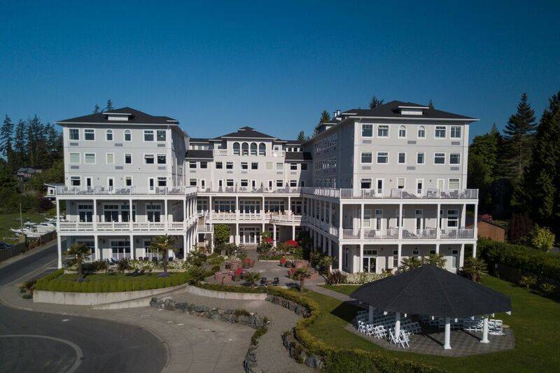 Hotel in Sooke  Prestige Oceanfront Resort