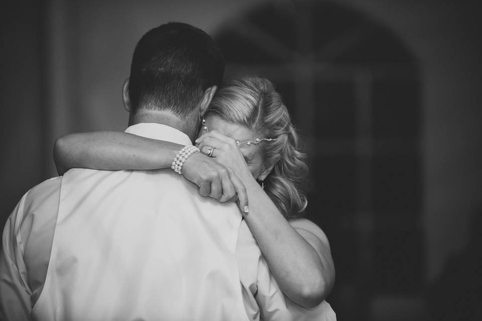 Couples first dance