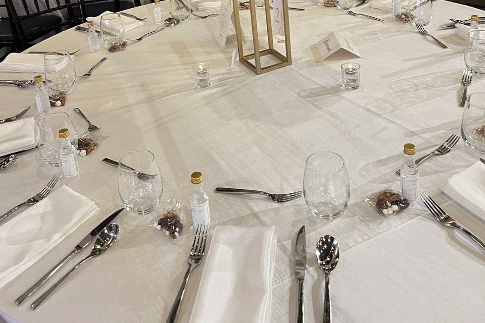 Y&H table decor