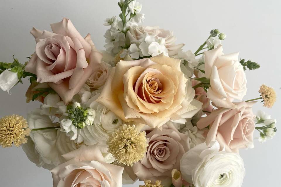 Mint and Magnolia Floral Design