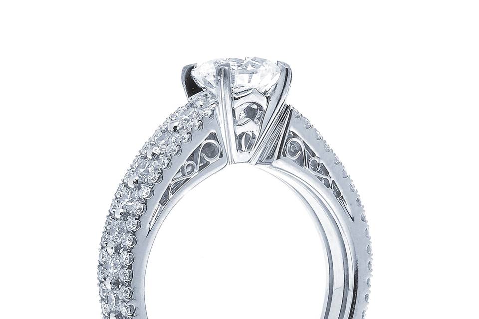 Engagement ring diamonds