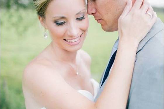 Kiss and Makeup Weddings