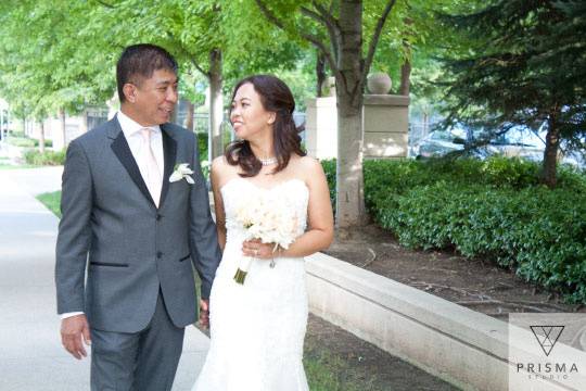 Bride glancing at groom