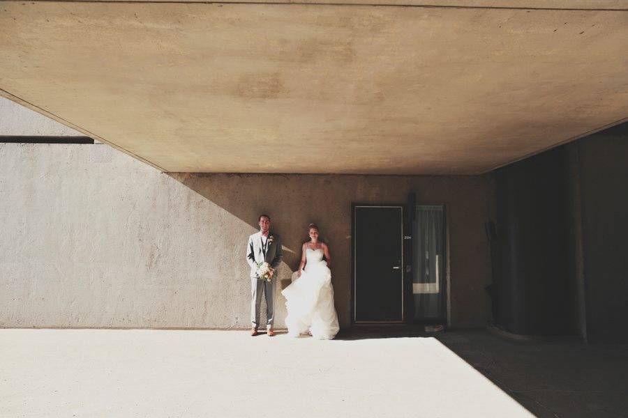 Brossard, Quebec bride and groom