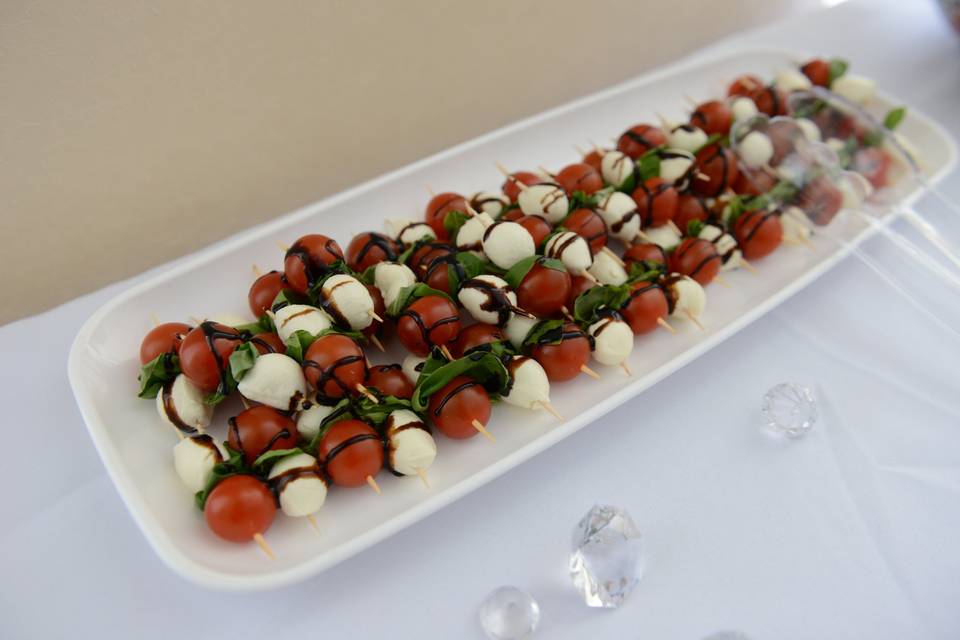 Bocconcini tomato brochettes