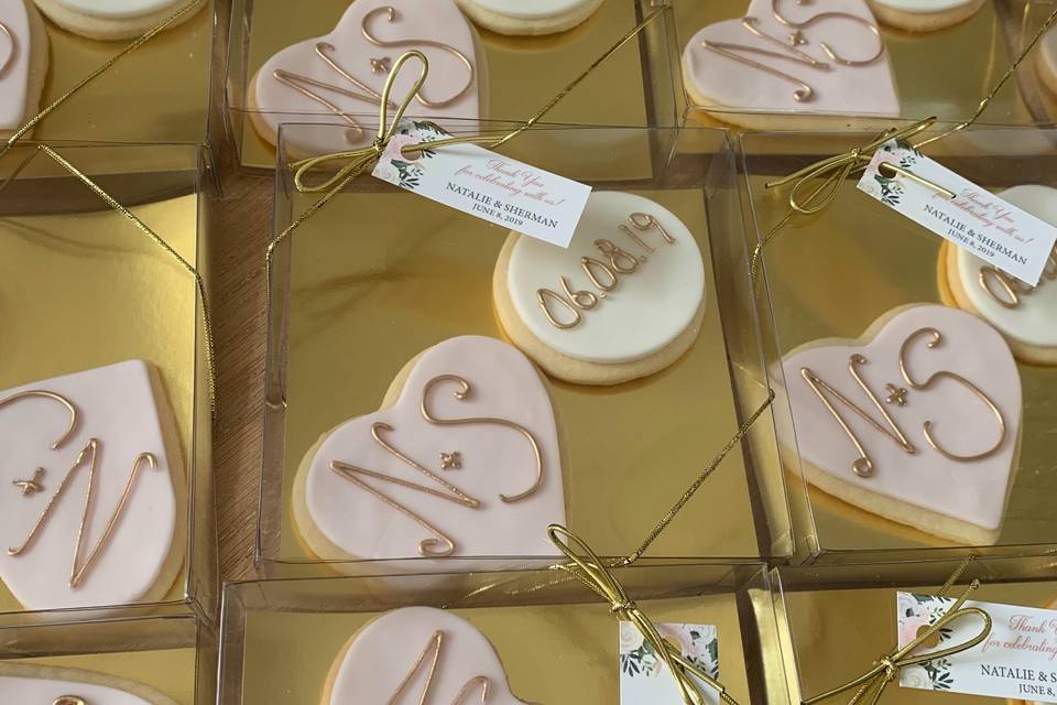 Wedding cookie favours