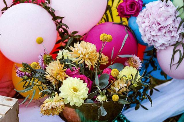 Balloon and Flower arrangement