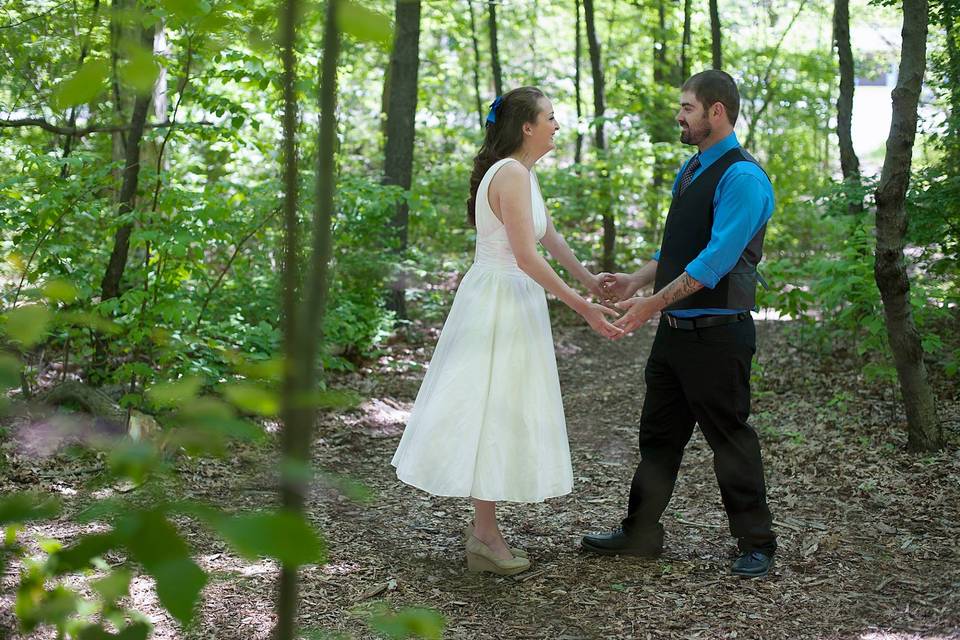 Corunna, Ontario bride and groom