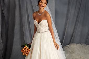 Bridal Bliss Consignment Dress Attire Spruce Grove Weddingwire