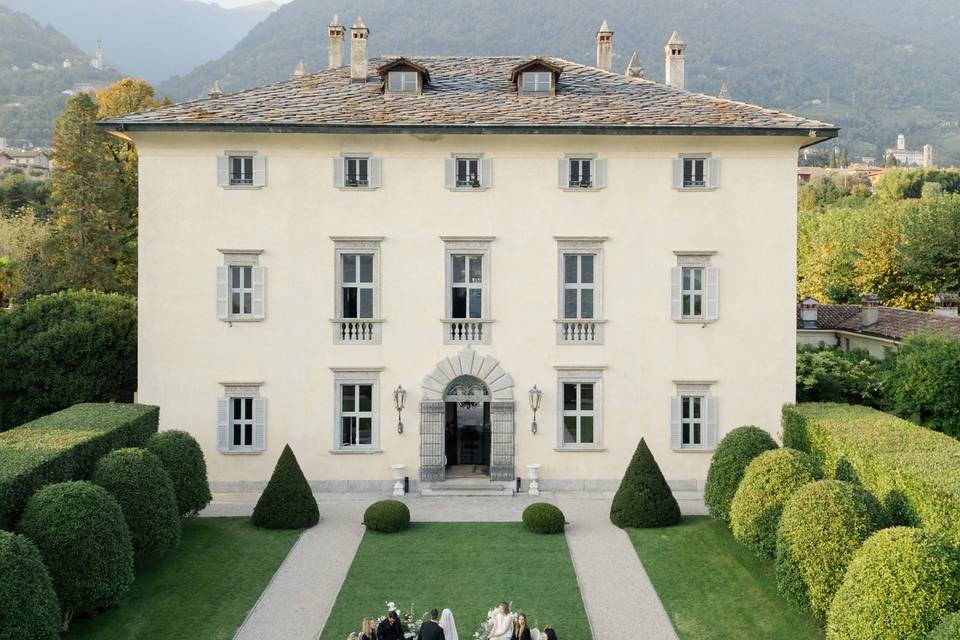 Lake como luxury wedding