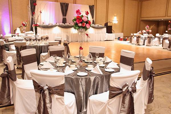 Caralis Weddings & Events