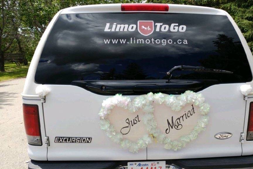 Your Classic Wedding Limo