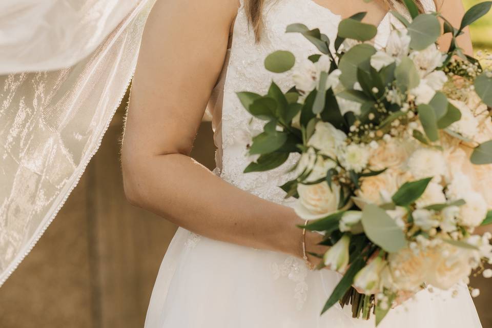 Glowy Summer Bride