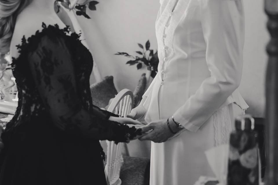 Bride with her daughters