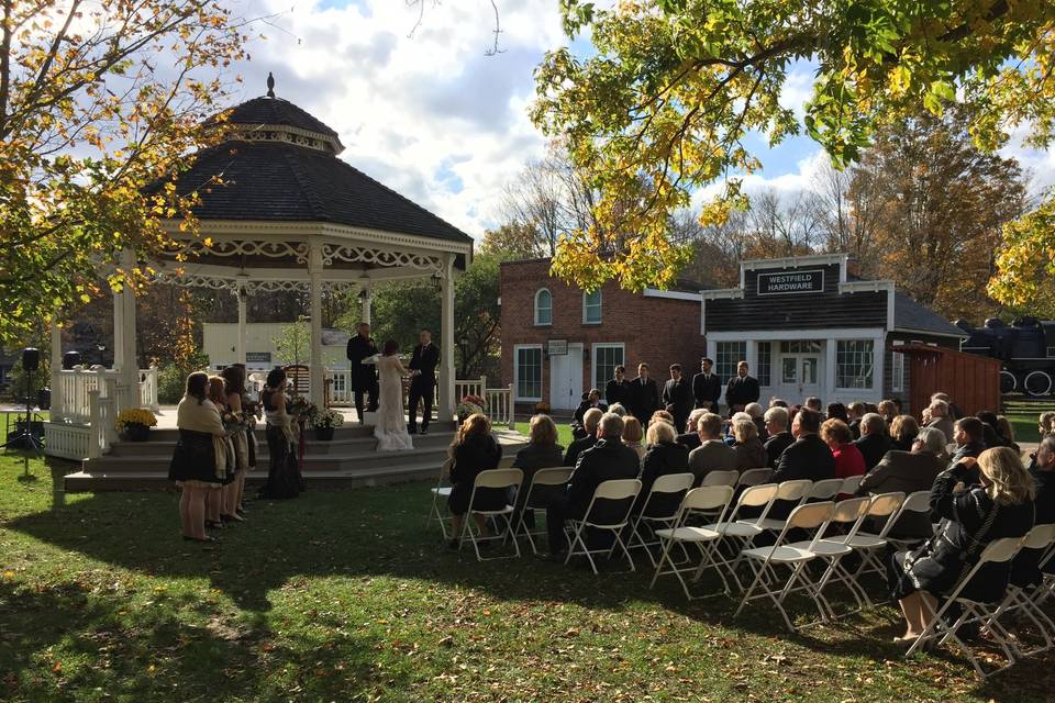 Ceremony in the sunshine