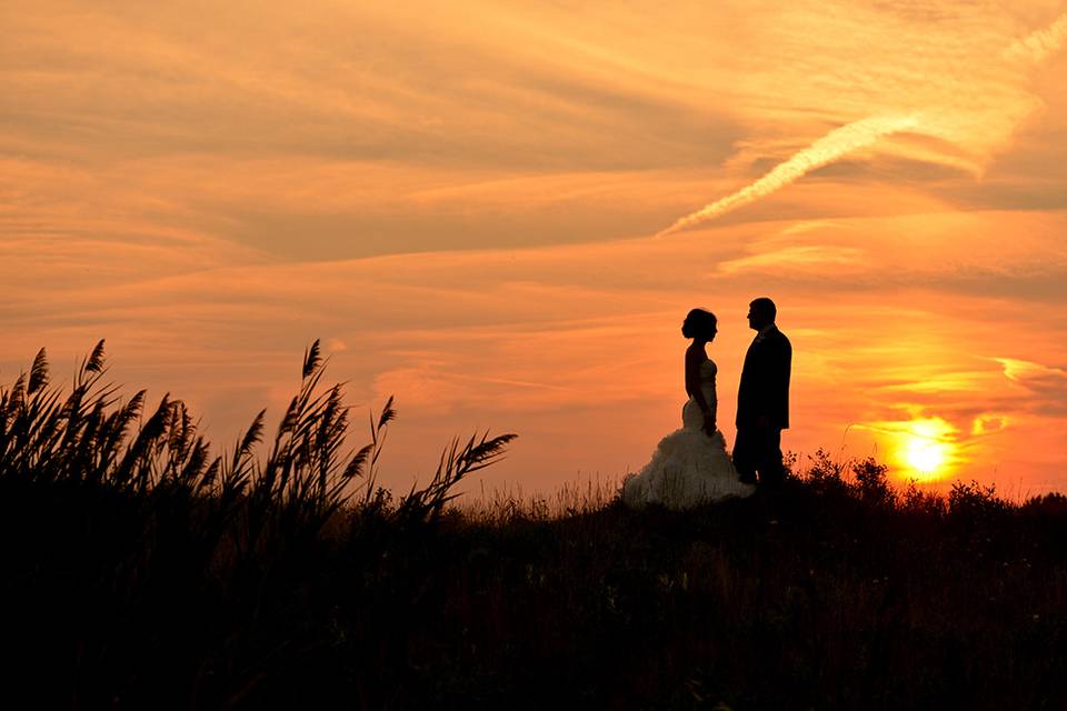 Windsor, Ontario wedding couple, sunset