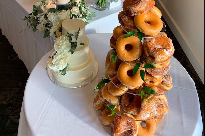 Head Table and Cake Table